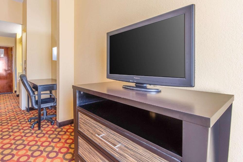 Quality Inn & Suites Montgomery East Carmichael Rd Image 6